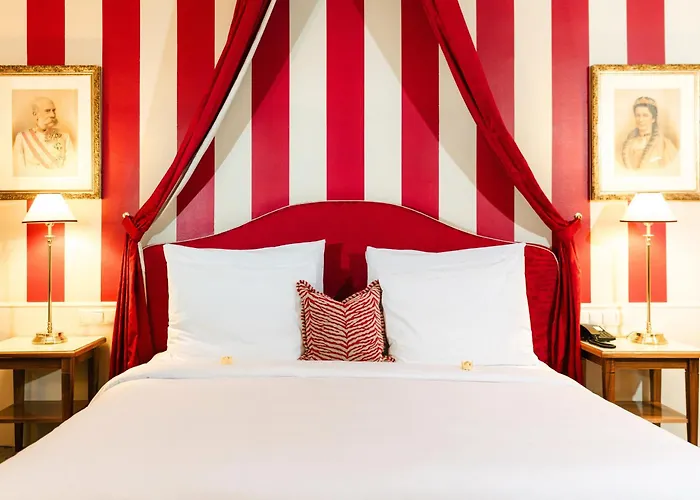 Kaiserhof Hotel 4*