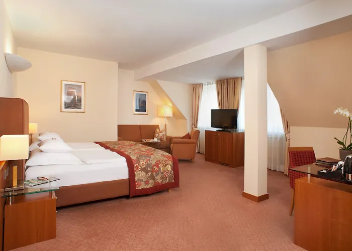 Kaiserhof Hotel 4*