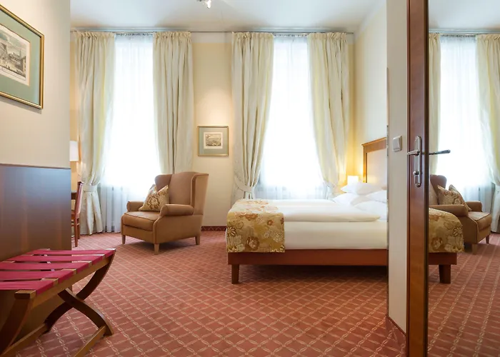 Kaiserhof Hotel 4*